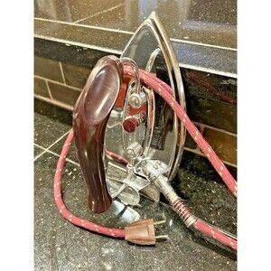 Vintage Collectible Folding / Travel Iron: Durabilt Winstead 1940s